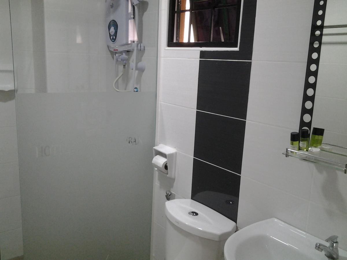 Suria Seremban Hotel Quarto foto